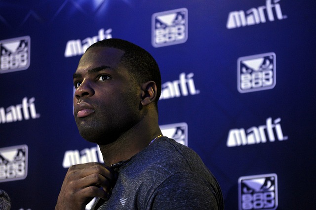 Shams：安东尼·戴维斯计划在今天对阵湖人的比赛中复出