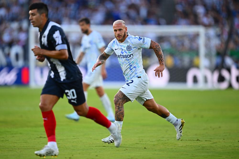 洲际杯战报：德阿拉斯凯塔梅开二度，弗拉门戈2-1蓝十字